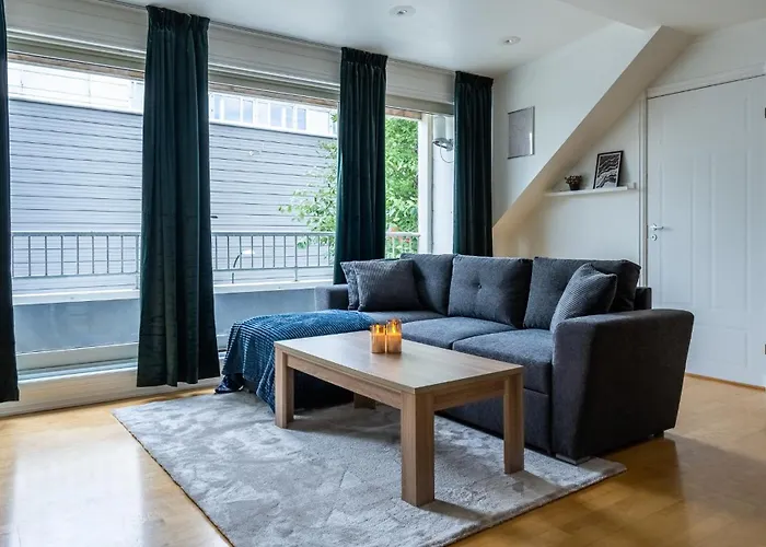 Northstay - Square, Sleeps 5